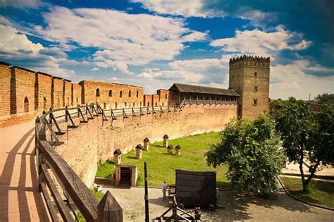 Lutsk castle or Lubart castle | Travel to Ukraine