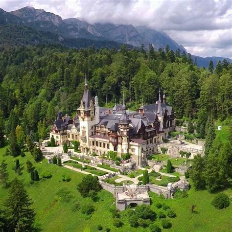 Castillo de peleş, sinaia, Rumania 🇷🇴 | Peles castle, Castle exterior, Castle