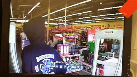 Detectives Searching for Armed Robbery Suspect | Brunswick County Sheriff's Office