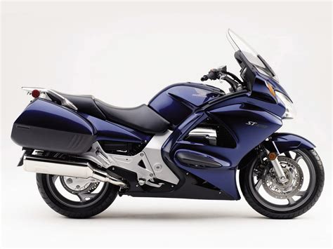 2004 HONDA ST1300 motorcycle wallpaper. Accident lawyers info