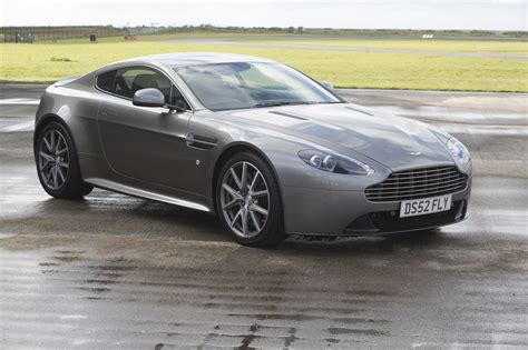 2013 ASTON MARTIN V8 VANTAGE S - 6 SPEED MANUAL