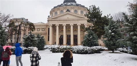 The First Snow of the Season Falls over Bucharest - Visit Bucharest