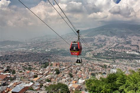 Metrocable de Medellín 2 | Medellín, Colombia | Jorge Gobbi | Flickr