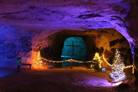 Eastern Ohio Christmas Cave 2021