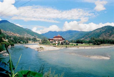 4 Major Rivers of Bhutan - The Lifeline of the Country