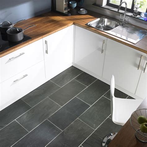 Floor? | Grey kitchen floor, Slate kitchen, Slate floor kitchen