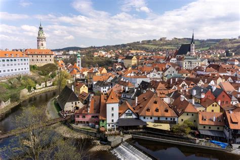 The Perfect One Day in Cesky Krumlov Itinerary - The World Was Here First