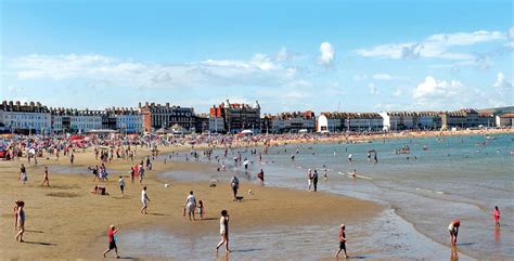 Weymouth Beach - Visit Dorset