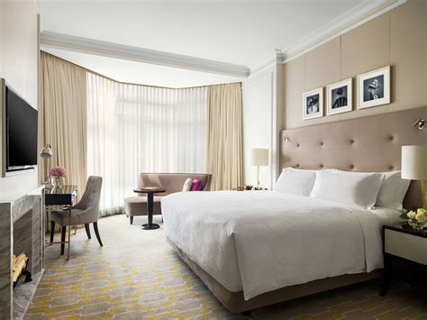 Linger Longer | Room Offers | The Langham, Hong Kong