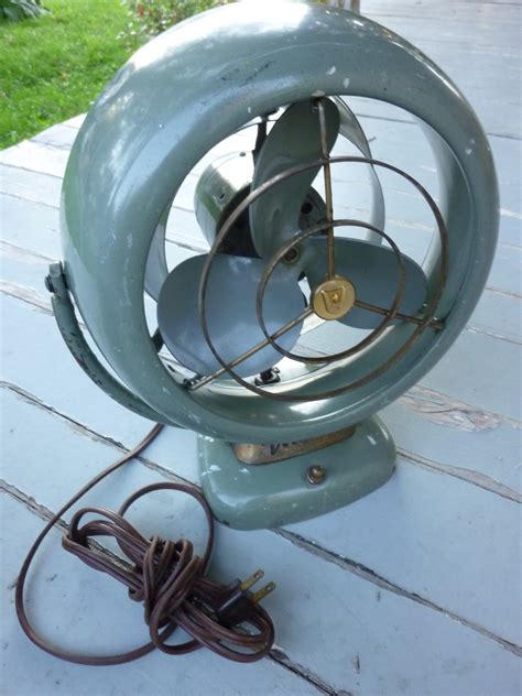 Wunderful Things: Vintage Industrial Vornado Fan