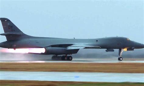 B-1 Bomber Full Afterburner Takeoff | AIIRSOURCE