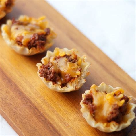 Mini Taco Cups: Easy Appetizer Recipe for a Party - Ideas for the Home