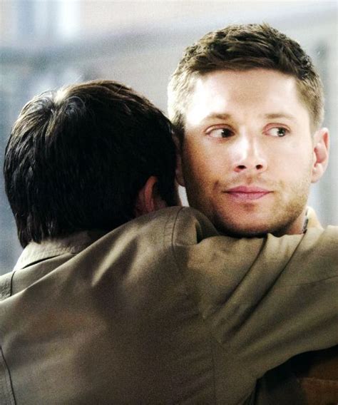 Dean and Cas' hug in 9x21 "King of the Damned" #Supernatural | Dean and castiel, Castiel ...