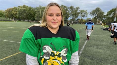 'I don't expect any mercy': Record number of girls playing tackle football at Sun Youth | CBC News