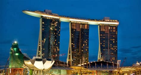 10 Most Luxurious Hotels In Singapore - TravelTourXP.com