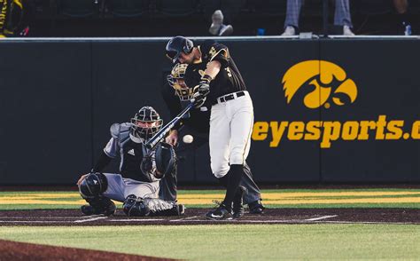 Baseball – Hawkeye Standouts – University of Iowa Athletics