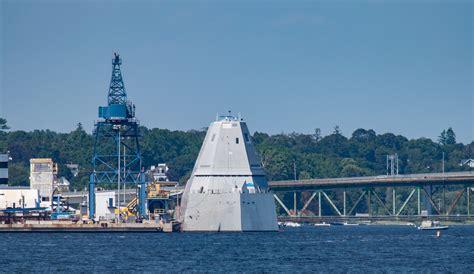 USS Monsoor | The USS Monsoor, a Zumwalt-class destroyer. Vi… | Flickr