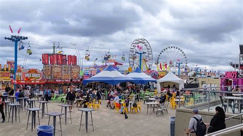 CNE Toronto - Let's Go to the Ex! - travel-canada.ca