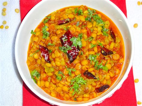 Veg Indian Cooking: TURAI (GILKI) CHANA DAAL KI SABZI