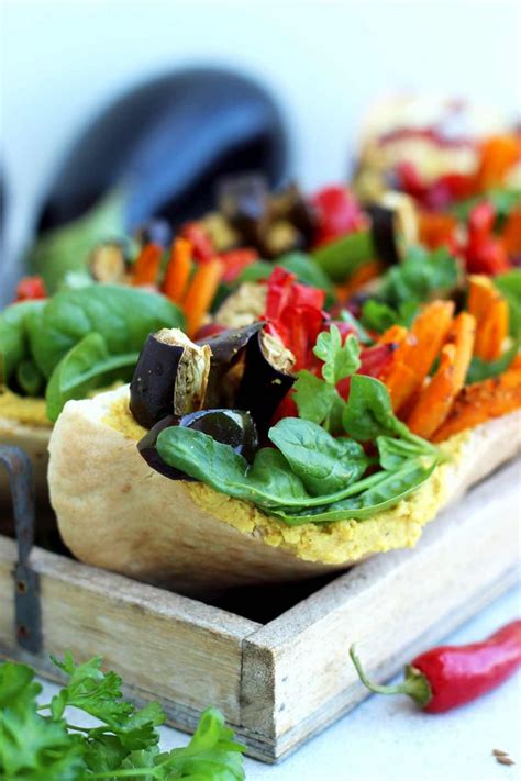 Pita Pockets with Roasted Veggies and Hummus Recipe: Healthy and delicious lunch meal you will ...