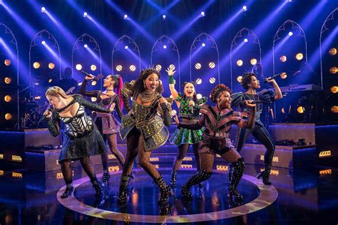 Six review: Broadway's high-energy history remix reigns supreme | EW.com