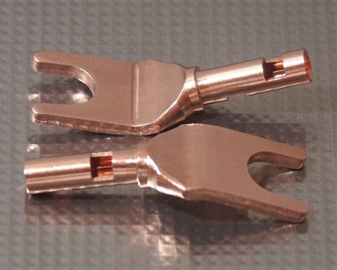 Furez SP8 W38NP Bare Copper Spade Speaker Connectors Pair - Douglas Connection