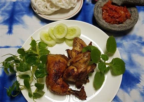 Resep Ayam Goreng Kalasan🐣 & Sambal Jeruk Bali oleh Lina Bachry - Cookpad