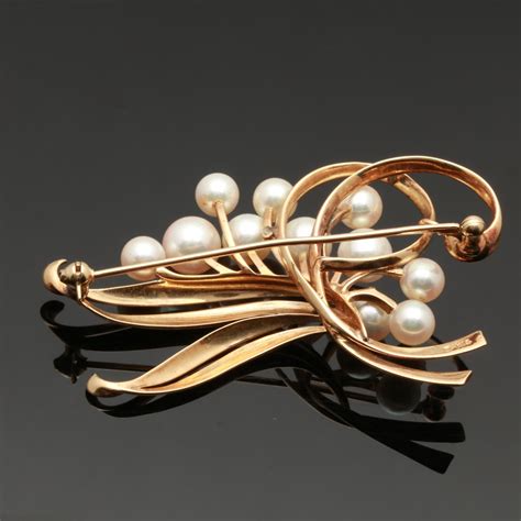 Mikimoto 14K Yellow Gold Cultured Pearl Brooch | EBTH