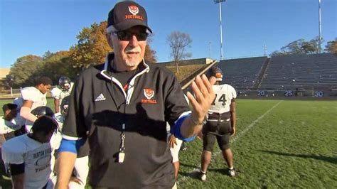 Retired College Football Coach Leads Michigan High School Team to ...