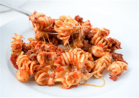 Rotini Pasta Bake | Rotini pasta, Rotini pasta recipes, Pasta bake