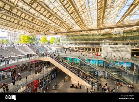 France, Paris, Chatelet-Les Halles, the entrance of the shopping center of the Forum des Halles ...