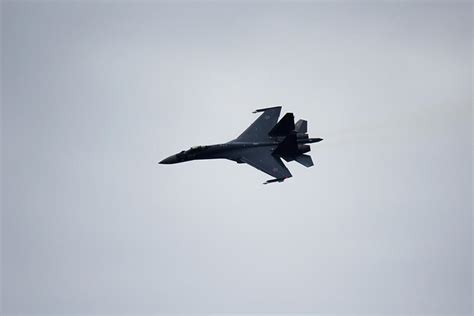 Sukhoi Su-35S by DenChetto on DeviantArt