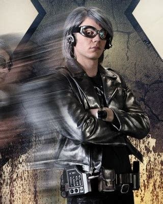 Quicksilver Shows off His Powers in X-MEN: DAYS OF FUTURE PAST Clip ...