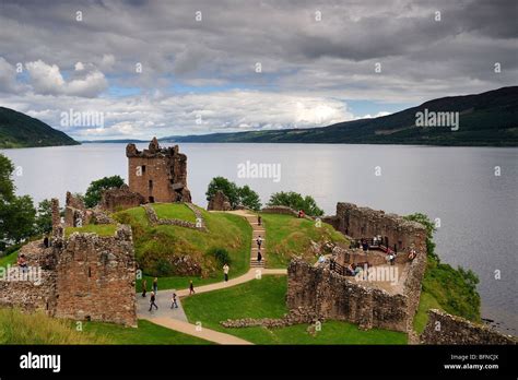 Urquhart Castle overlooking Loch Ness Stock Photo - Alamy