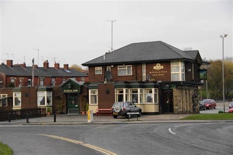 MANCHESTER ESTATE PUBS: Middleton Archer, Kemp Street