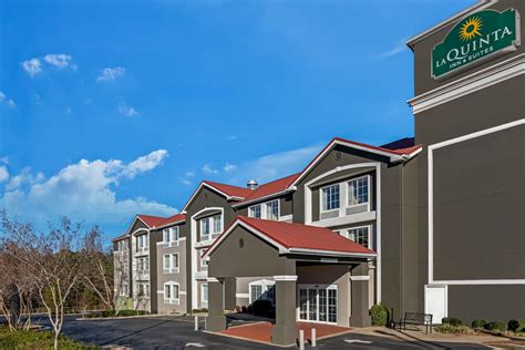 La Quinta Inn & Suites by Wyndham Atlanta South - Newnan | Newnan, GA Hotels