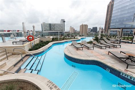 Marriott Marquis Houston Pool Pictures & Reviews - Tripadvisor