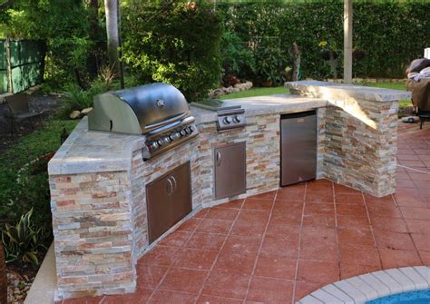 Florida Outdoor Kitchens – Barbeque Outdoor Kitchens, BBQ Grill Islands ...