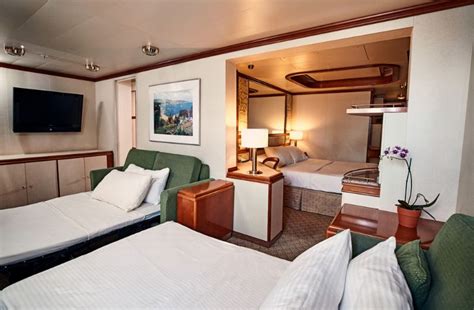 Ruby Princess Cabins: The Best & Worst Rooms on the Ship