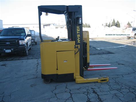 Hyster Forklift Reach Truck 4500lb 197 " Lift 36 Volt W/ Battery & Charger, Hd