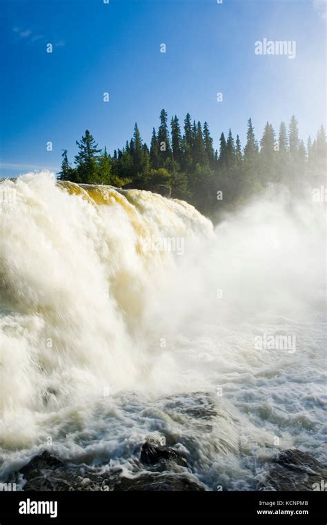 Pisew Falls, Pisew Falls Provincial Park, along the Grass River ...