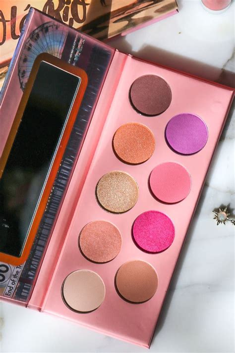 Essence Hey LA Eyeshadow Palette Review I DreaminLace.com