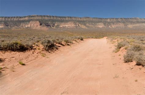 Hole in the Rock Road Utah: Exploring the Area on a Road Trip