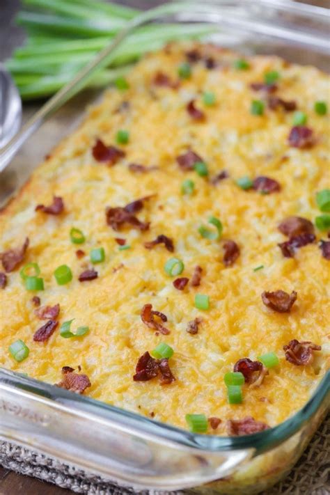 Easy Cheesy Hashbrown Casserole (+VIDEO) | Lil' Luna