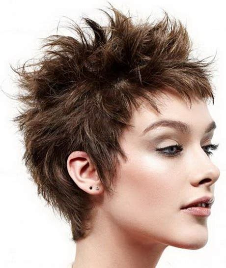 Short spikey hairstyles for women over 50 - Beauty and Style