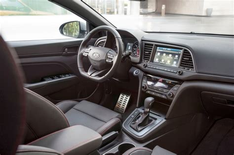 2018 Hyundai Elantra Interior Pictures