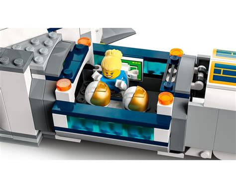 LEGO Set 60350-1 Lunar Research Base (2022 City) | Rebrickable - Build with LEGO