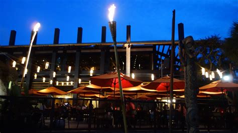 Dining at Disney's Polynesian Village Resort