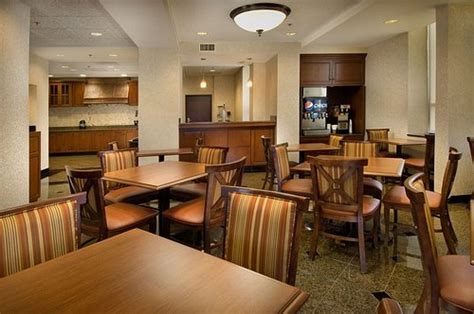 DRURY INN & SUITES COLUMBIA STADIUM BOULEVARD - Updated 2024 Prices ...