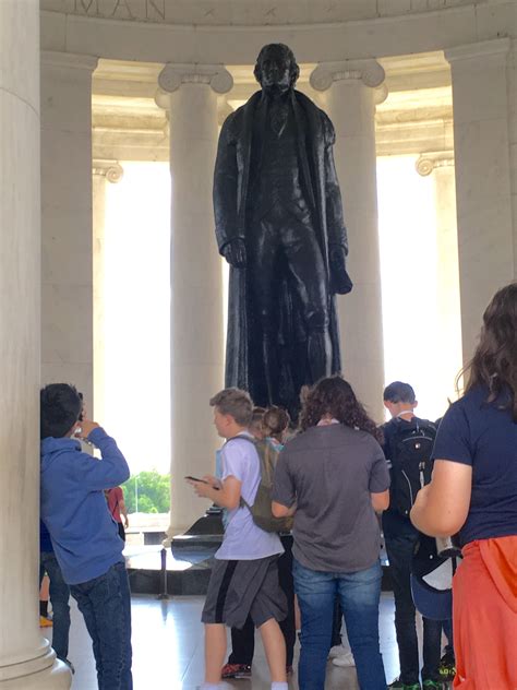 Jefferson Memorial inside | Jefferson memorial, Washington dc, Couple ...